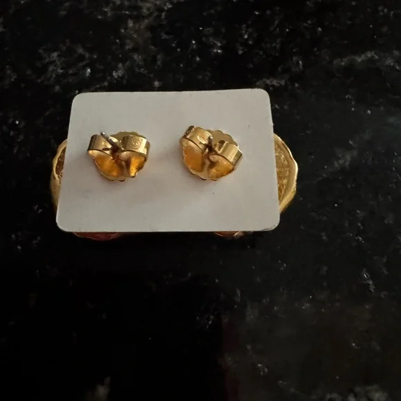 Full Bloom pansy gold-tone enamel pink and white pierced earring set - Picture 3 of 4